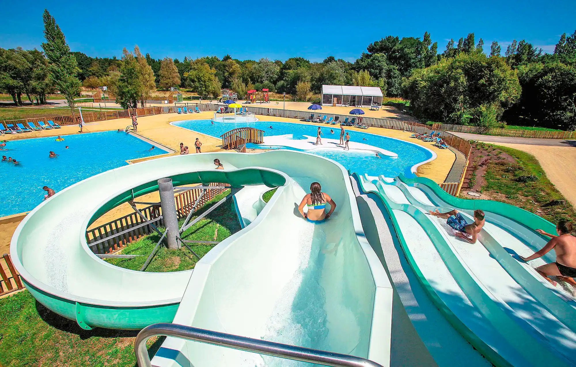 piscine camping fouesnant